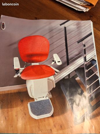 Monte escalier électrique couleur grise