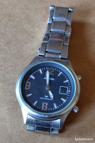 Montre Radiopilotée bracelet acier