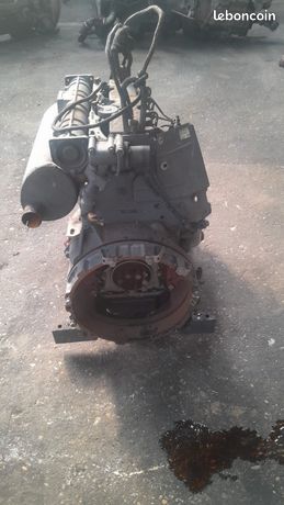 Moteur deutz quatre cilindre