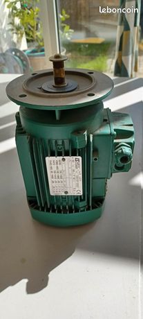 Moteur Electrique a bride 1500trs 550w 220/380 v