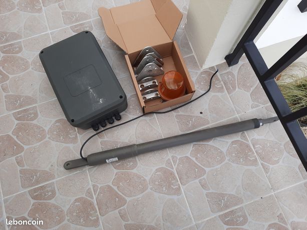 Moteur portail avidsen