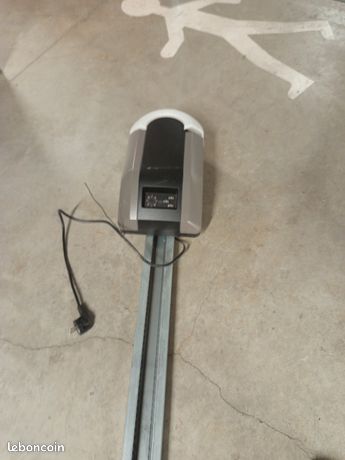 Moteur porte de garage sectionnelle