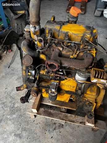 Moteur trois. Cylindres Perkins. Ad3 152