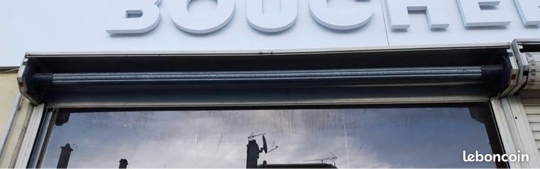 Moteur volet roulant magasin