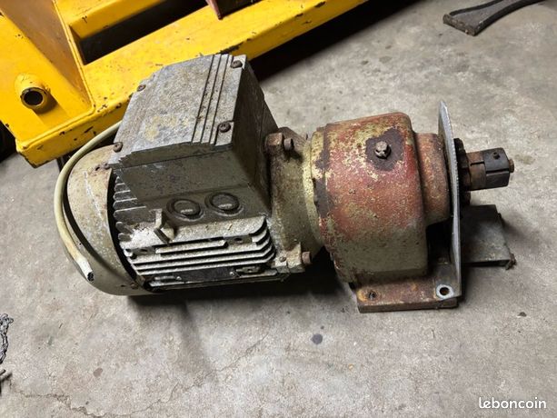 Motoréducteur triphasé 2,2 kw