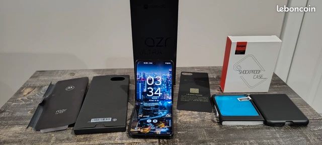 Motorola RAZR Ultra 2025