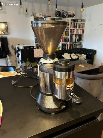 Moulin café professionnel santos