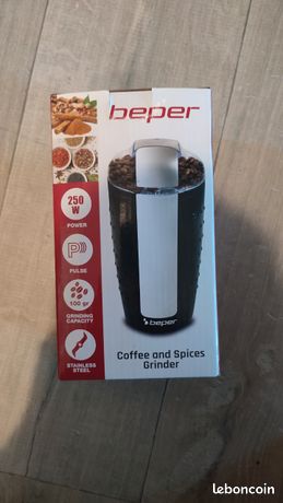 Moulin électrique broyeur à café et épices