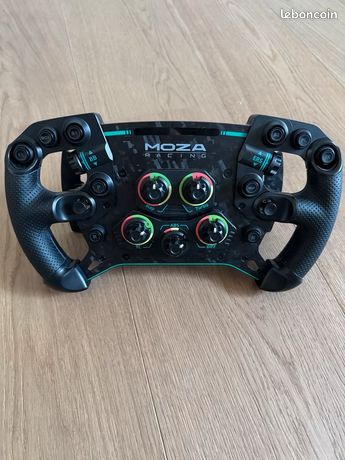 Moza R12 + volant GS V2P GT + pédales SR-P