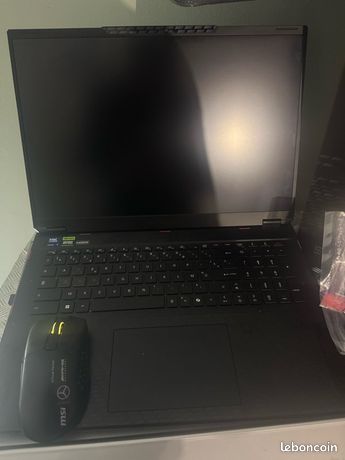 MSI STEALTH 18 Mercedess-Amg