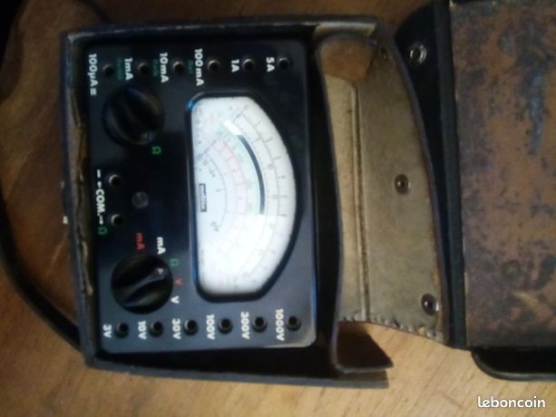 Multimètre METRIX MX462