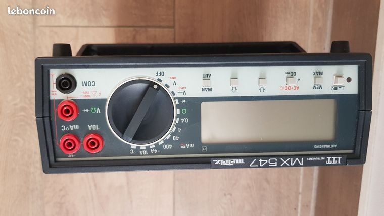 Multimètre metrix mx547