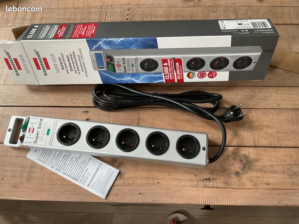 Multiprise avec parasurtenseur Brennenstuhl