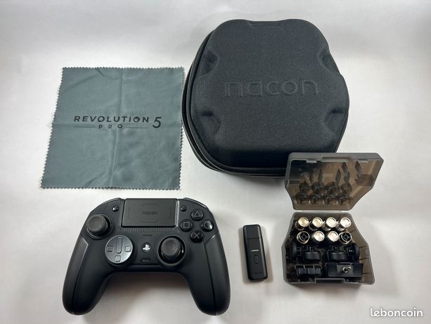 Nacon Manette Revolution Pro 5 Filaire & Sans fil PS4 / PS5