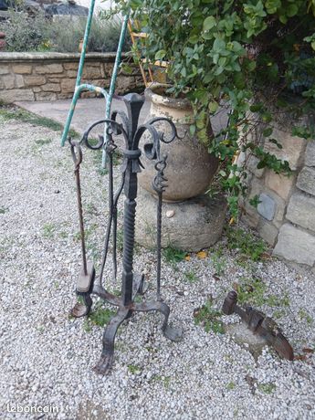 Nécessaire pour grosse cheminée