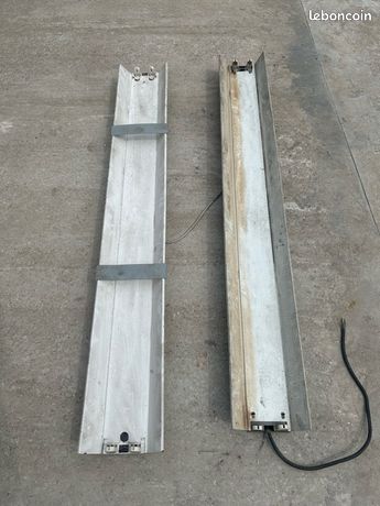 Néon double avec réflecteur