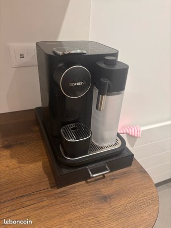 Nespresso DELONGHI GRLATTISSIMA