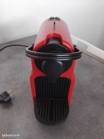 Nespresso inissia-comme neuve