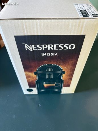 Nespresso Inissia neuve avec garantie 2 ans