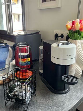Nespresso Krups Vertuo Next Coffee Machine white Coffee Maker YY4298FD