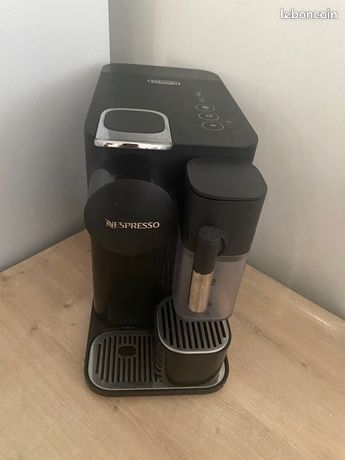 Nespresso latissima one
