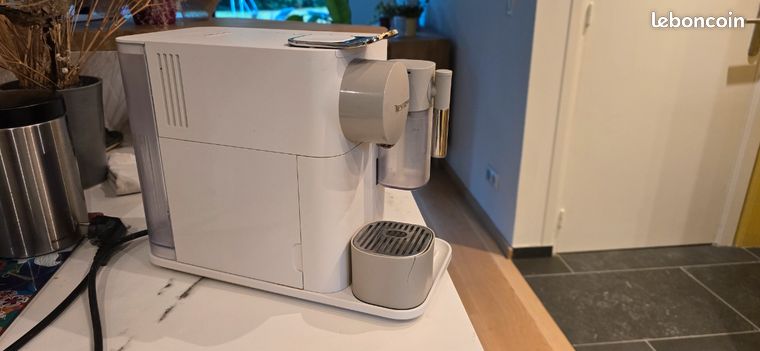 Nespresso Lattissima One Delonghi Blanc