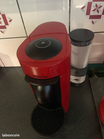 Nespresso Magimix Vertuo Plus rouge