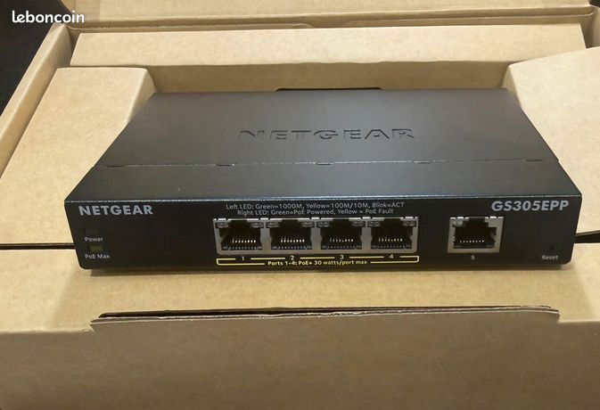 NETGEAR (GS305EPP) Serie Plus Manageable PoE+ 120 W