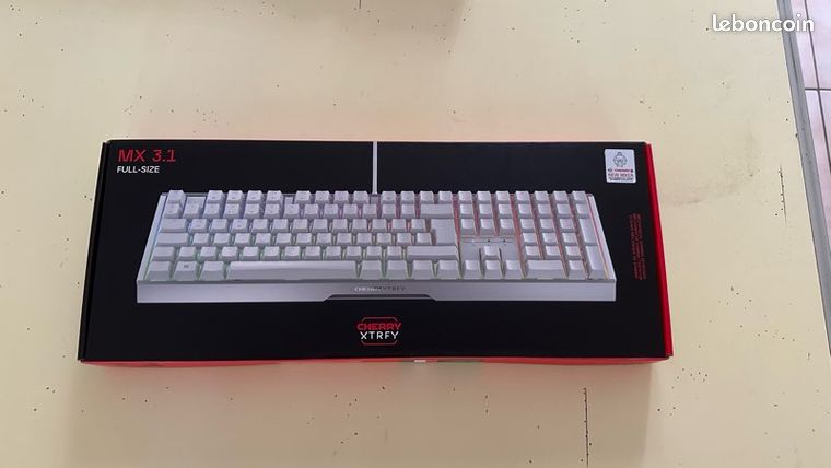 NEUF Clavier Mécanique RGB Cherry XTRFY MX3.1 USB-C