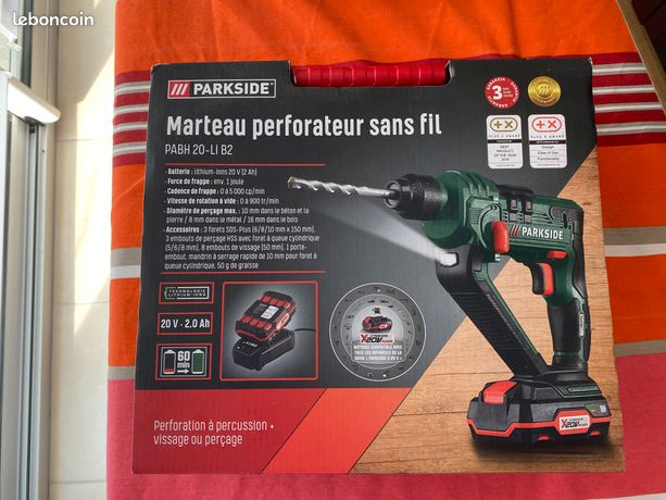 NEUF perceuse sans fil percussion/perforateur/visseuse-deviseuse avec batterie et chargeur