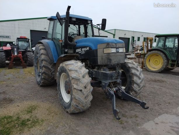New holland 8560