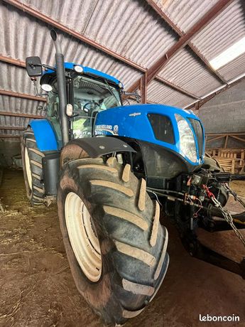 New Holland T7.235 AC