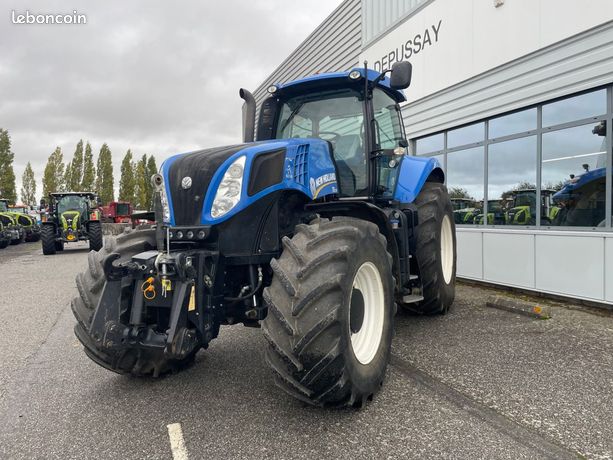 New Holland T8.330