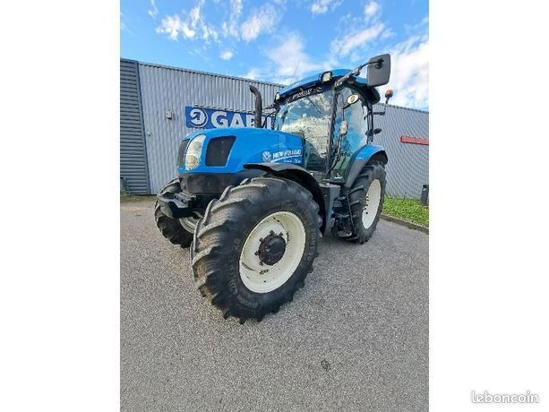 New Holland T6165