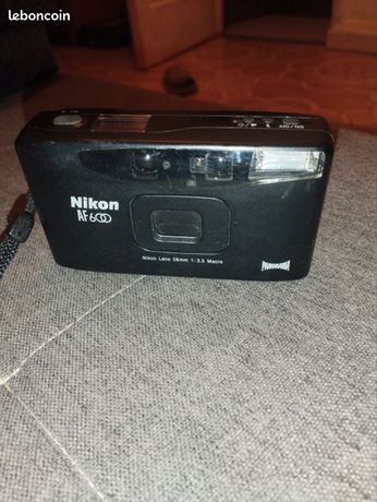 Nikon af 600