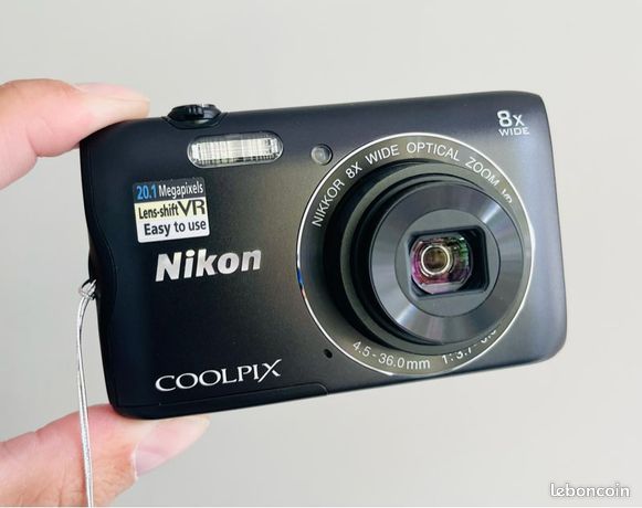 Nikon Coolpix A300 (20,1 Mp / Wifi) - Jamais utilisé