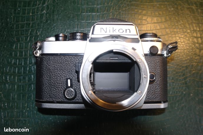 Nikon FE