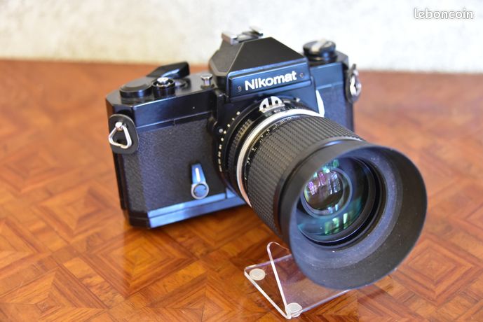Nikon Nikomat FT3 "Black" avec Zoom Nikkor AI 43/86 f35 avce son paresolel dédié HS3