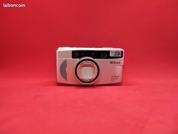 Nikon One Touch Zoom 90 AF testé appareil photo argentique
