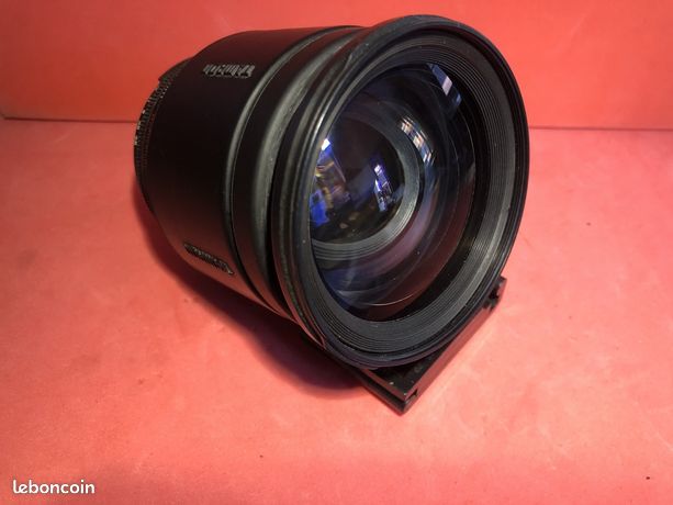 Nikon F-Mount / Tamron AF 28-200Mm Aspherical (71DN) / F/3.8-5.6 / AF-OK / Japon
