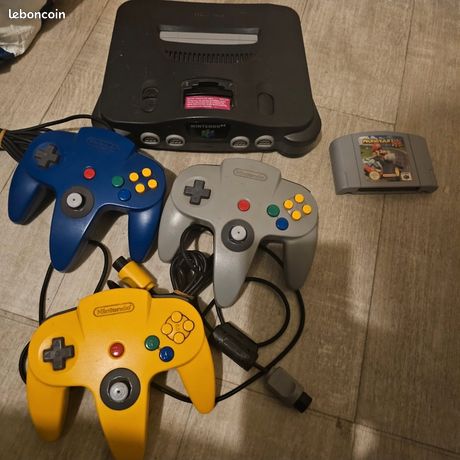 Nintendo 64 avec 3 manettes et mario kart