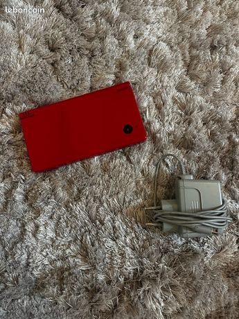 Nintendo DSi Rouge