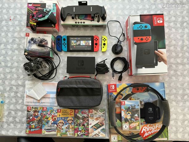 Nintendo Switch complète + nombreux accessoires + 6 jeux