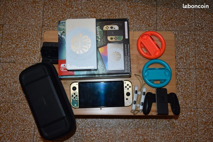 Nintendo Switch OLED édition limitée Zelda TOTK