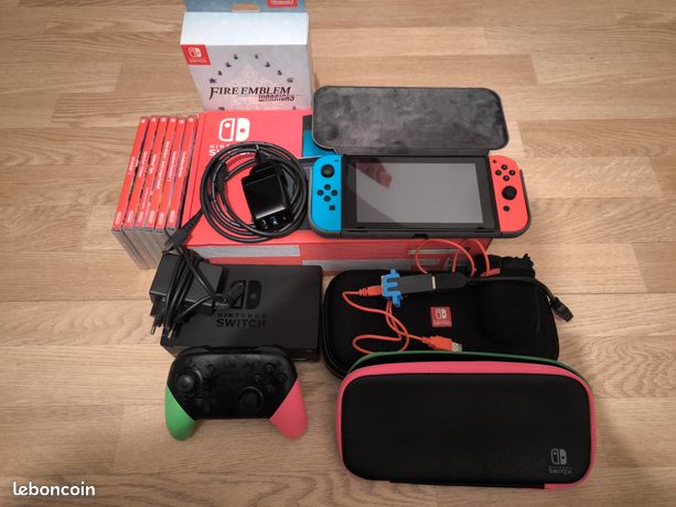 Nintendo Switch v2 + 6 jeux + mClassic Switch + plein d'accessoires