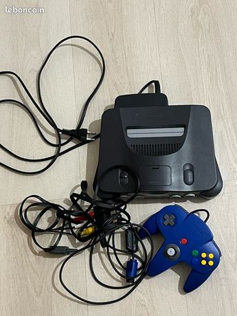 Nintendo 64 avec câbles et manette