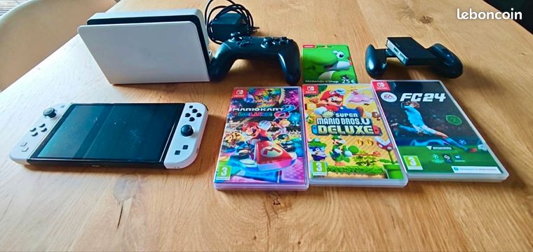 Nintendo Switch Oled équipée