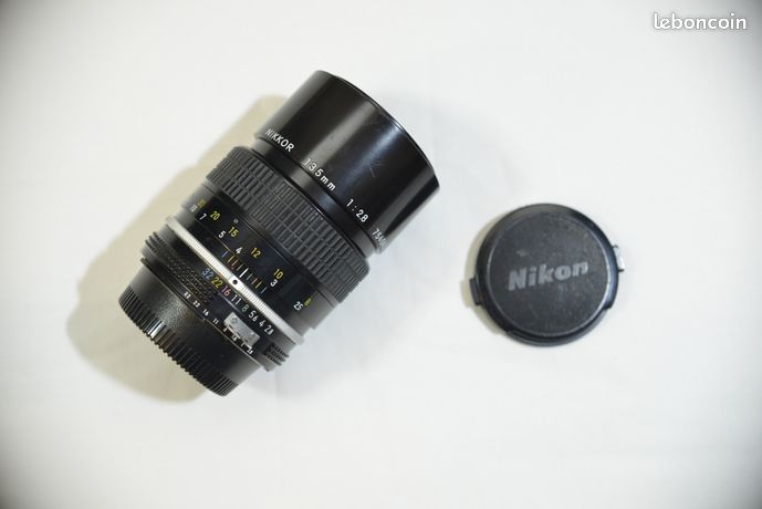 Objectif Nikon NIKKOR 135mm f/2.8 AI-S - Parfait pour le Portrait