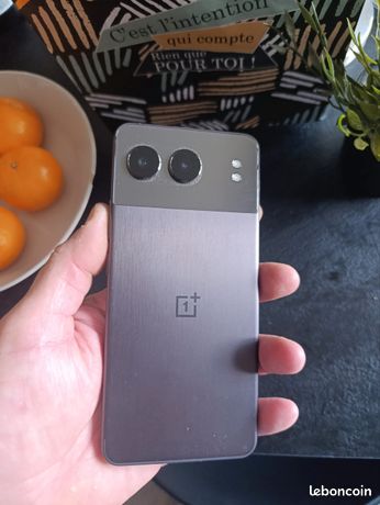 Oneplus nord 4 256go comme neuf