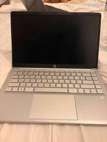 Ordinateur hp 4G LTE Laptop